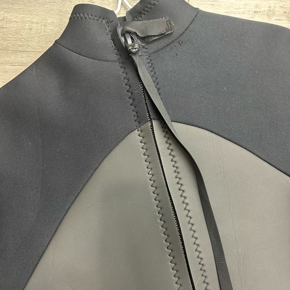 Aleeda Classic Wetsuit - Picture 2 of 5